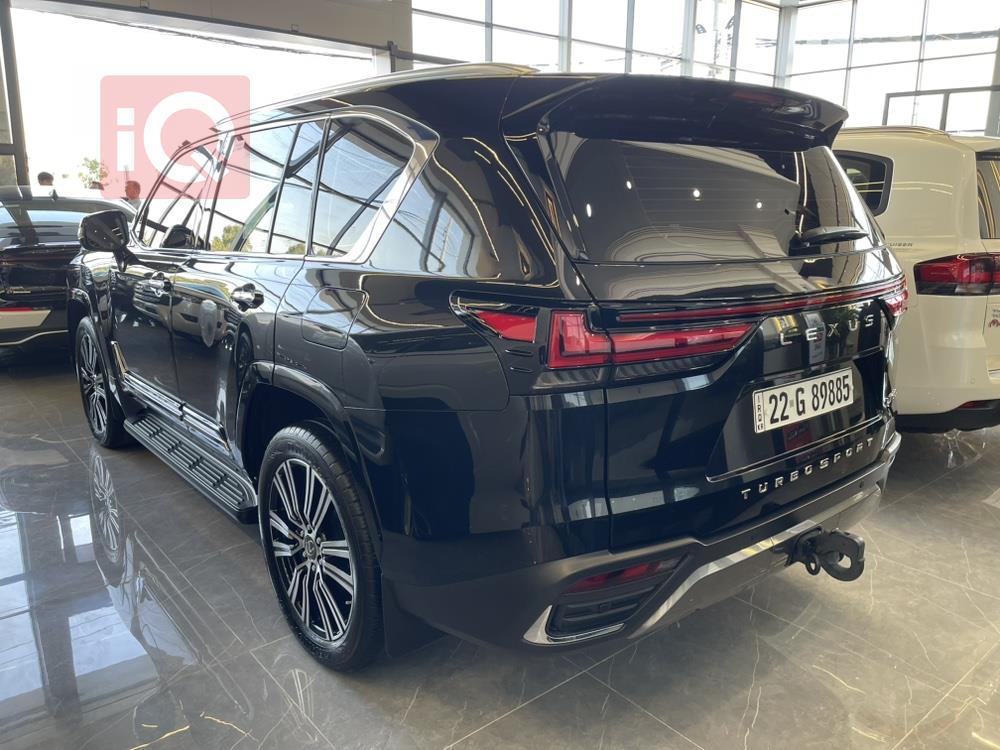 Lexus LX